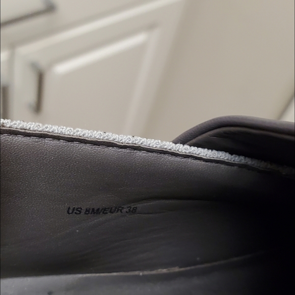 Vince Ward Knit Slip-On Leather Band Platform Sneakers. Size 8 - Picture 9 of 10